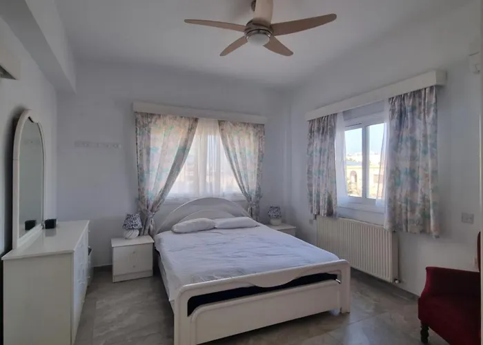 Jacobs Semesterbostad Larnaca