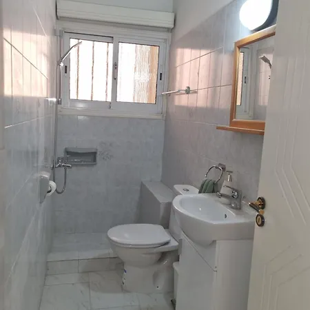 Jacobs Nyaraló Lárnaka